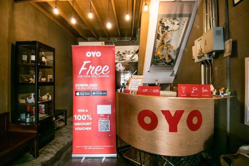 Oyo 505 Ente Space Hostel Bangkok Eksteriør billede