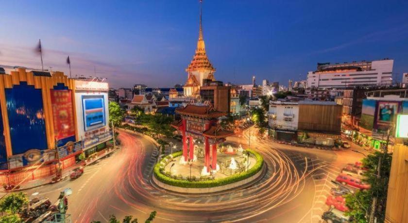 Oyo 505 Ente Space Hostel Bangkok Eksteriør billede