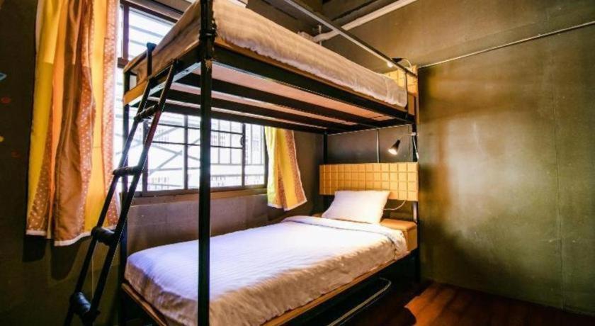 Oyo 505 Ente Space Hostel Bangkok Eksteriør billede